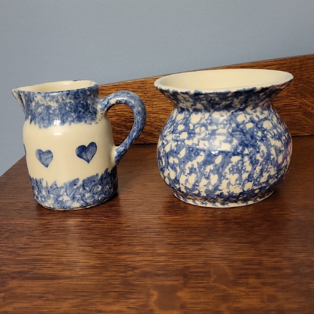 Blue and Cream Heart Patterned Ceramic Set - Picture 2 of 8
